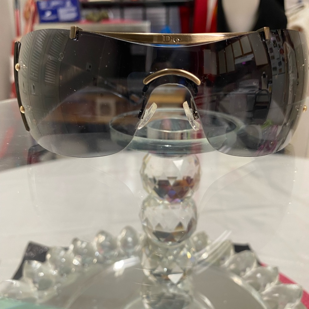 Vintage Christian Dior Rimless Sunglasses 😎 - Picture 11 of 16
